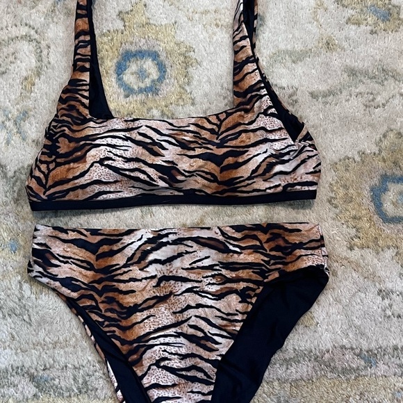 🐅Reversible High-Waisted,Tiger Print (& Black) Bikini! 2 Suits in 1, Ultra Soft - Picture 7 of 12